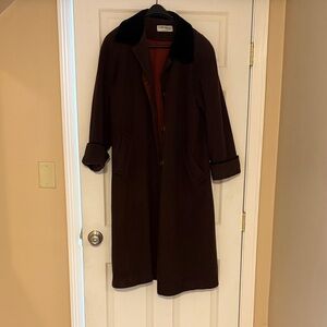 Forecaster Elegant Brown Coat with Black Collar